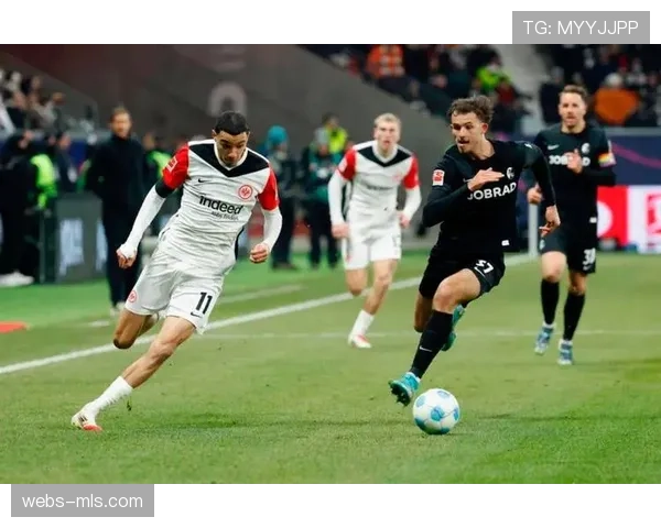 欧冠席位关键战前瞻:法兰克福vs弗赖堡,胜者将紧咬多特蒙德 欧冠席位关键战前瞻:法兰克福vs弗赖堡,胜者将紧咬多特蒙德